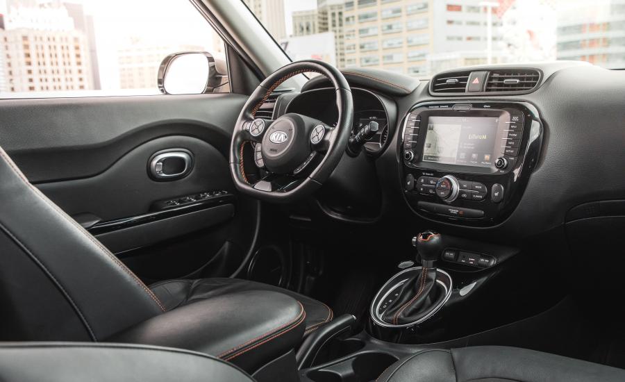Интерьер Kia Soul Turbo (PS) 2016 года  (NA) (фото 35 из 35)